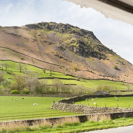 The Traveller's Rest 3*